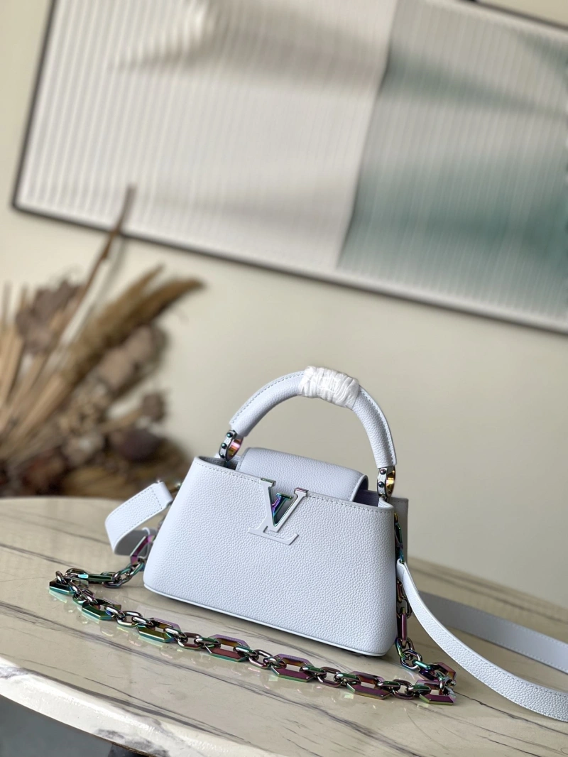 LV Capucines Bags 4286A-0011