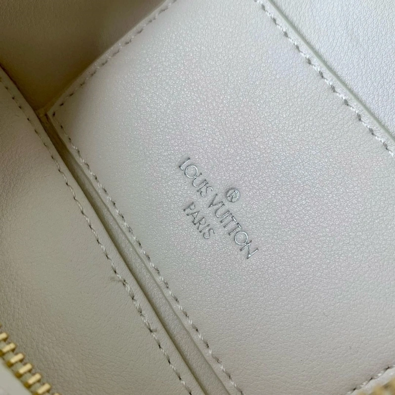 LV Cosmetic Bags 4286A-0043