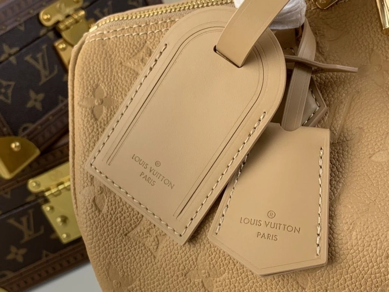 LV Travel Bags 4286A-0106