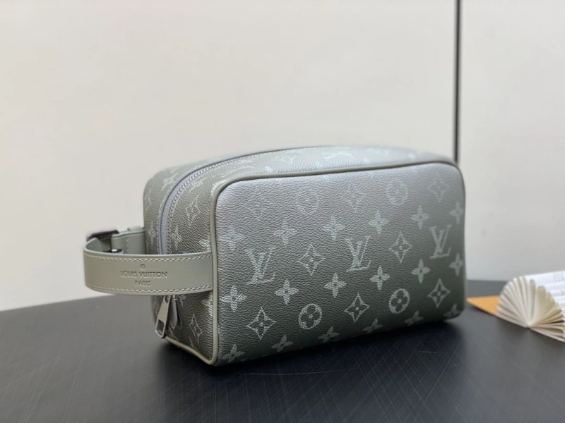 LV Cosmetic Bags 4286A-0141