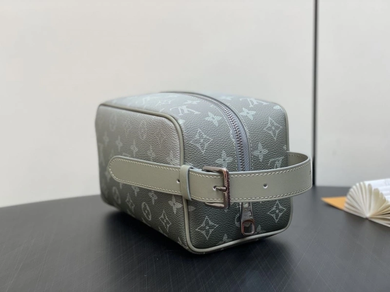 LV Cosmetic Bags 4286A-0141