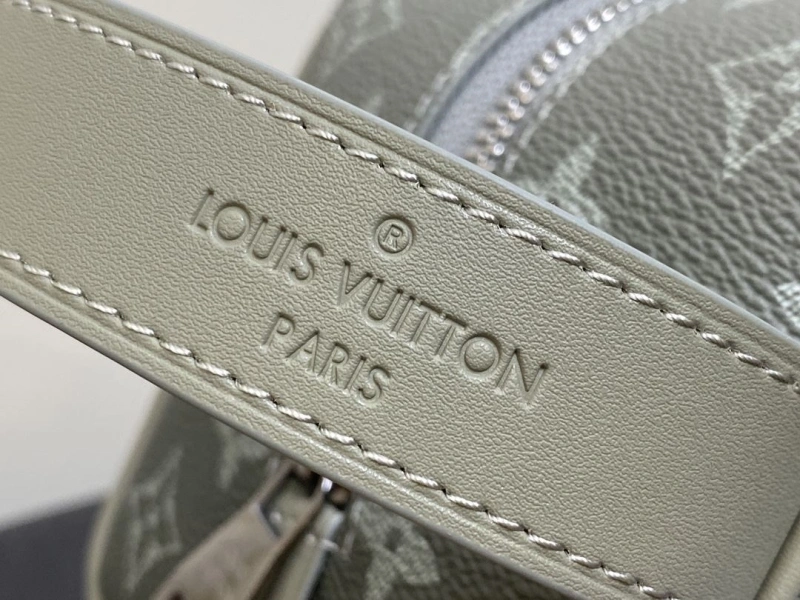 LV Cosmetic Bags 4286A-0141