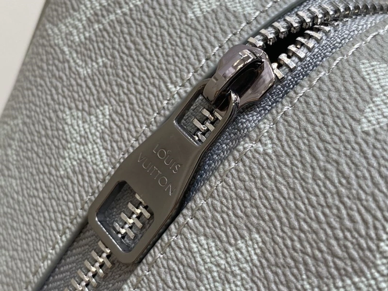 LV Cosmetic Bags 4286A-0141