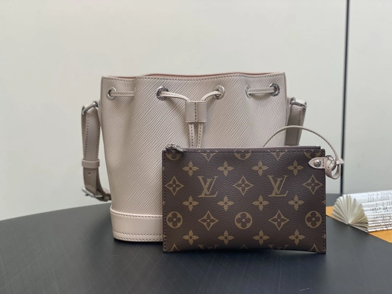 LV Bucket Bags 4286A-0174