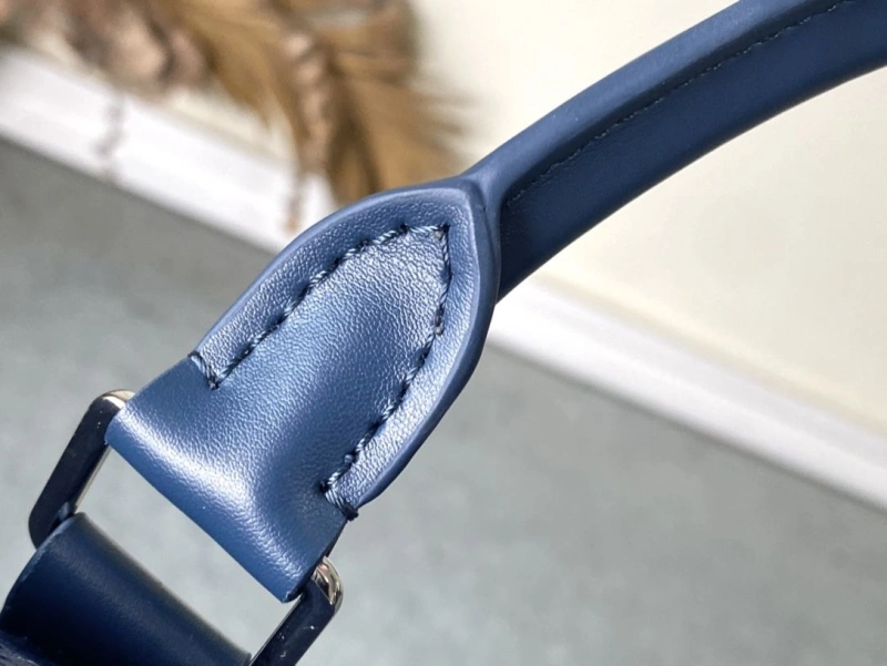 LV Travel Bags 4286A-0195