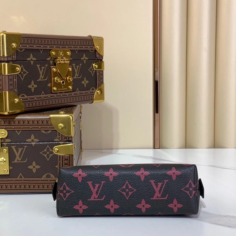LV Cosmetic Bags 4286A-0210