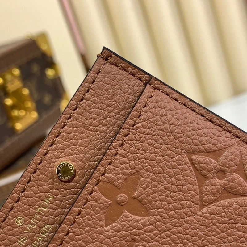 LV Wallets 4286A-0212