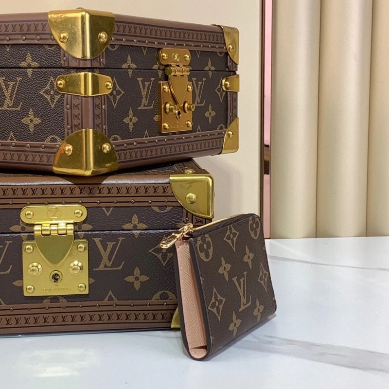 LV Wallets 4286A-0216
