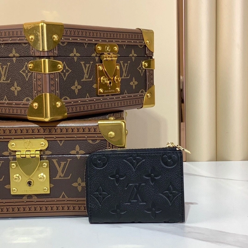 LV Wallets 4286A-0218