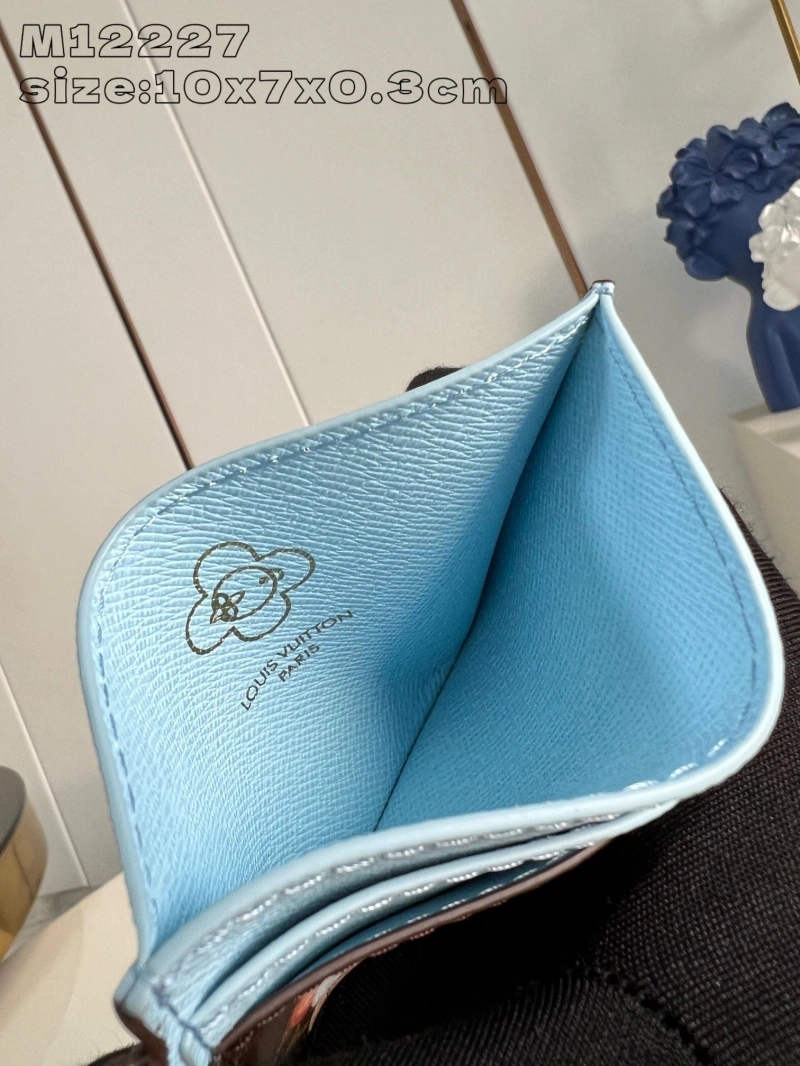 LV Wallets 4286A-0256