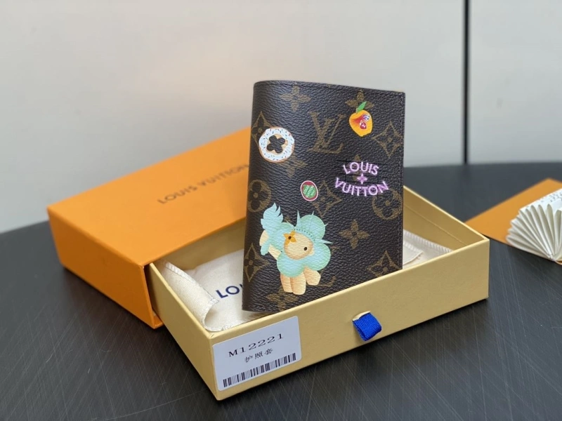 LV Wallets 4286A-0279