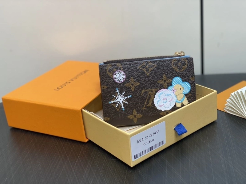 LV Wallets 4286A-0280