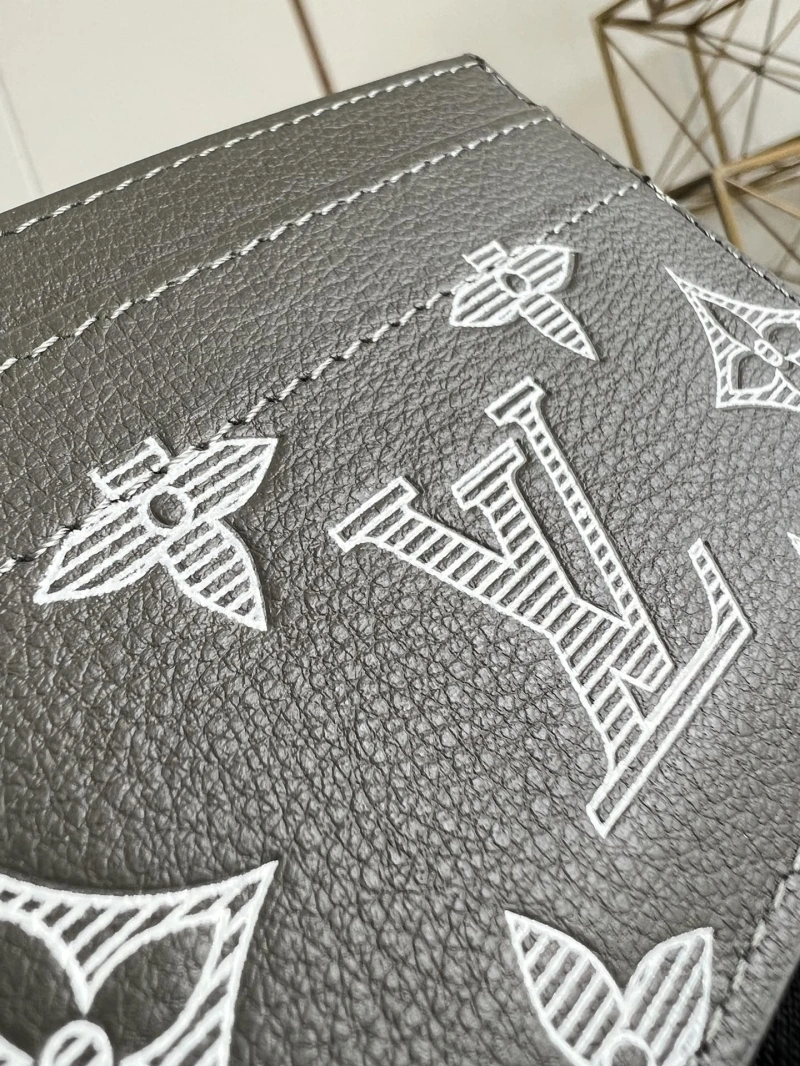 LV Wallets 4286A-0293