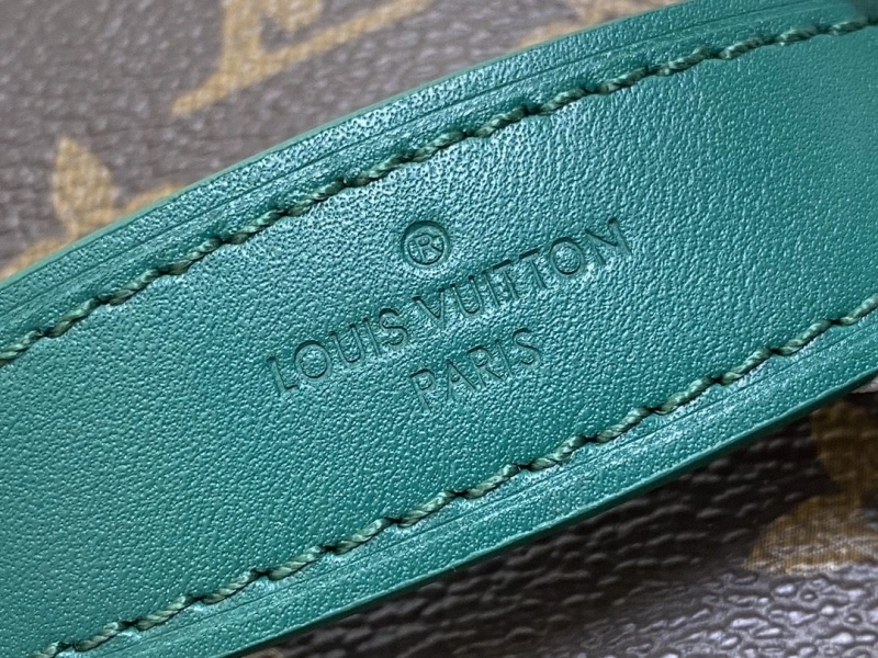 LV Cosmetic Bags 4286A-0299