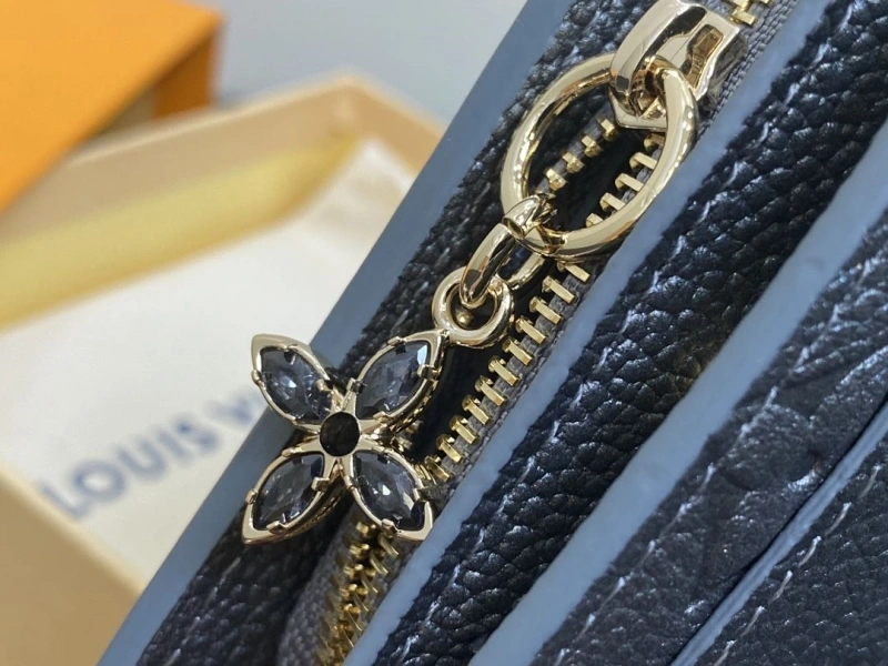 LV Wallets 4286A-0314