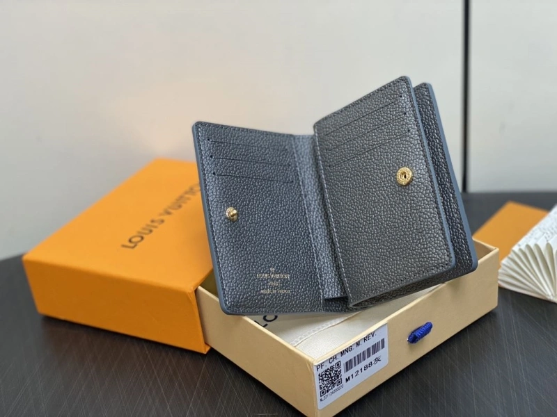 LV Wallets 4286A-0314