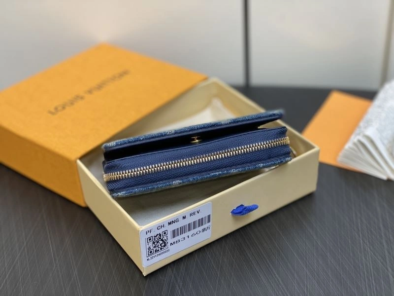 LV Clutch Bags 4286D-0001