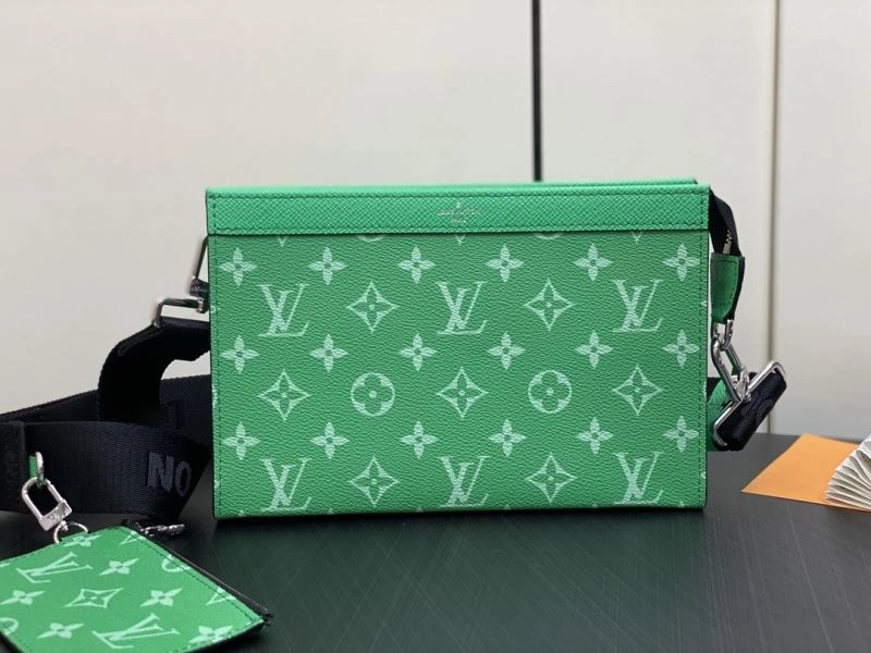 LV Clutch Bags 4286D-0005