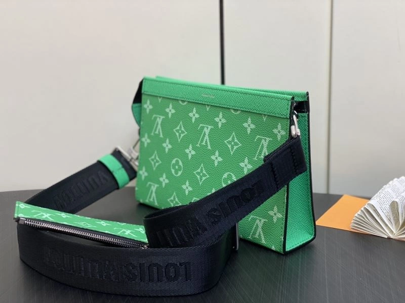 LV Clutch Bags 4286D-0005