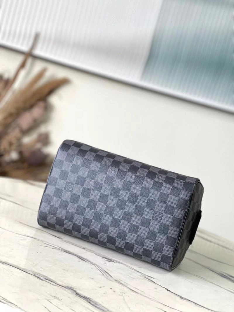 LV Cosmetic Bags 4286D-0084