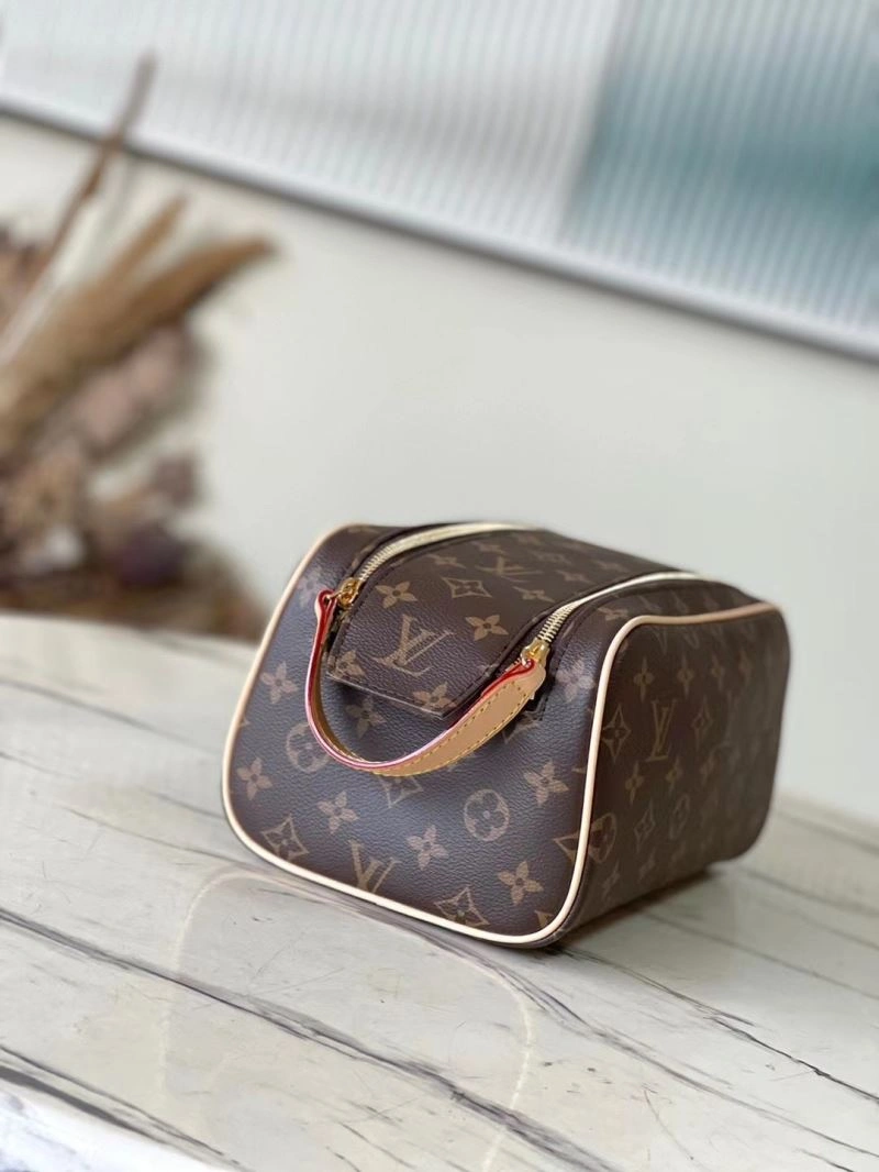 LV Cosmetic Bags 4286D-0085