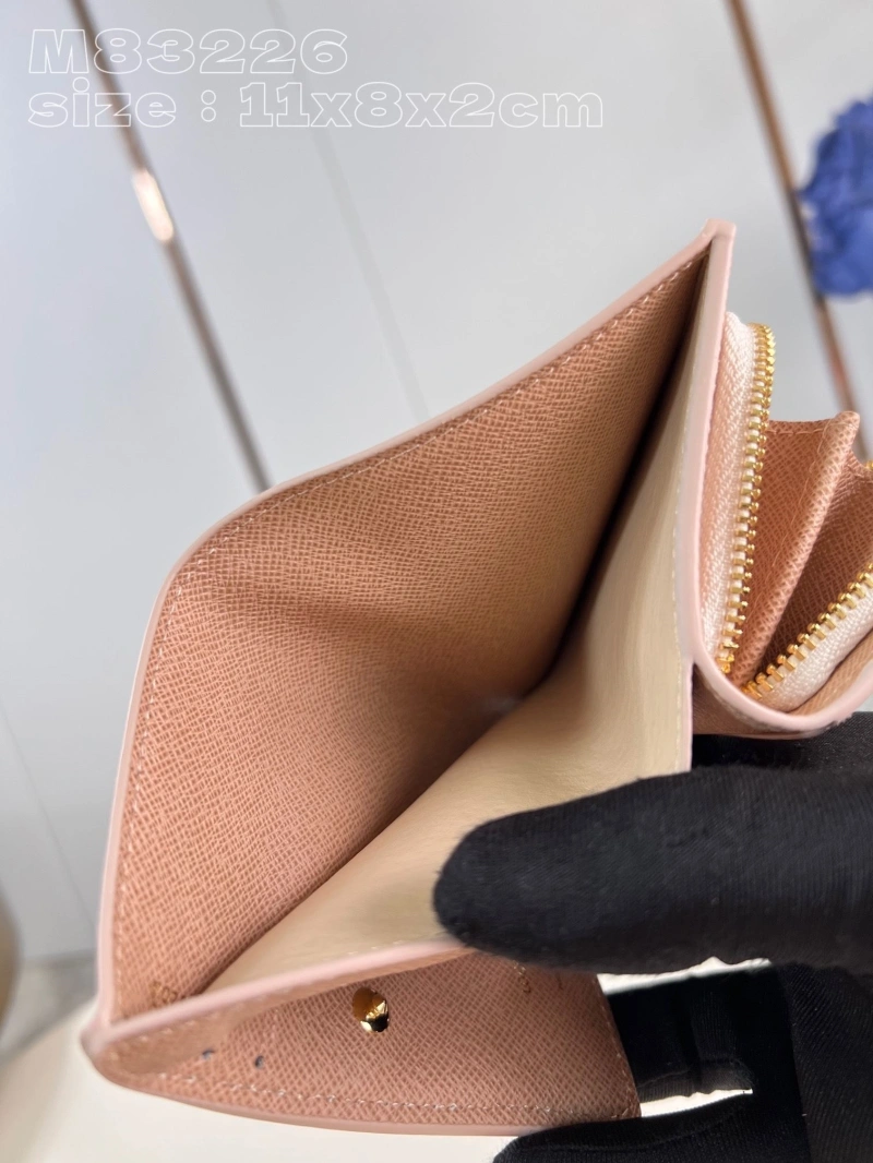 LV Wallets 4286F-0012