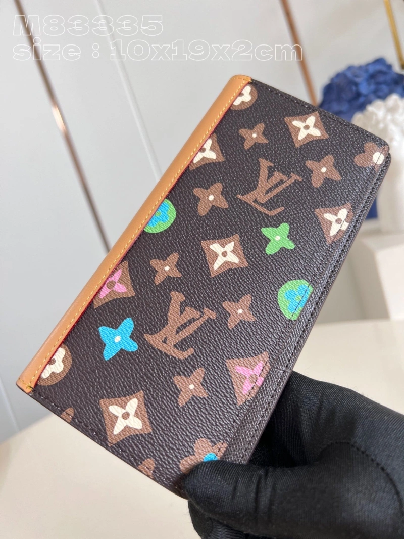 LV Wallets 4286F-0015