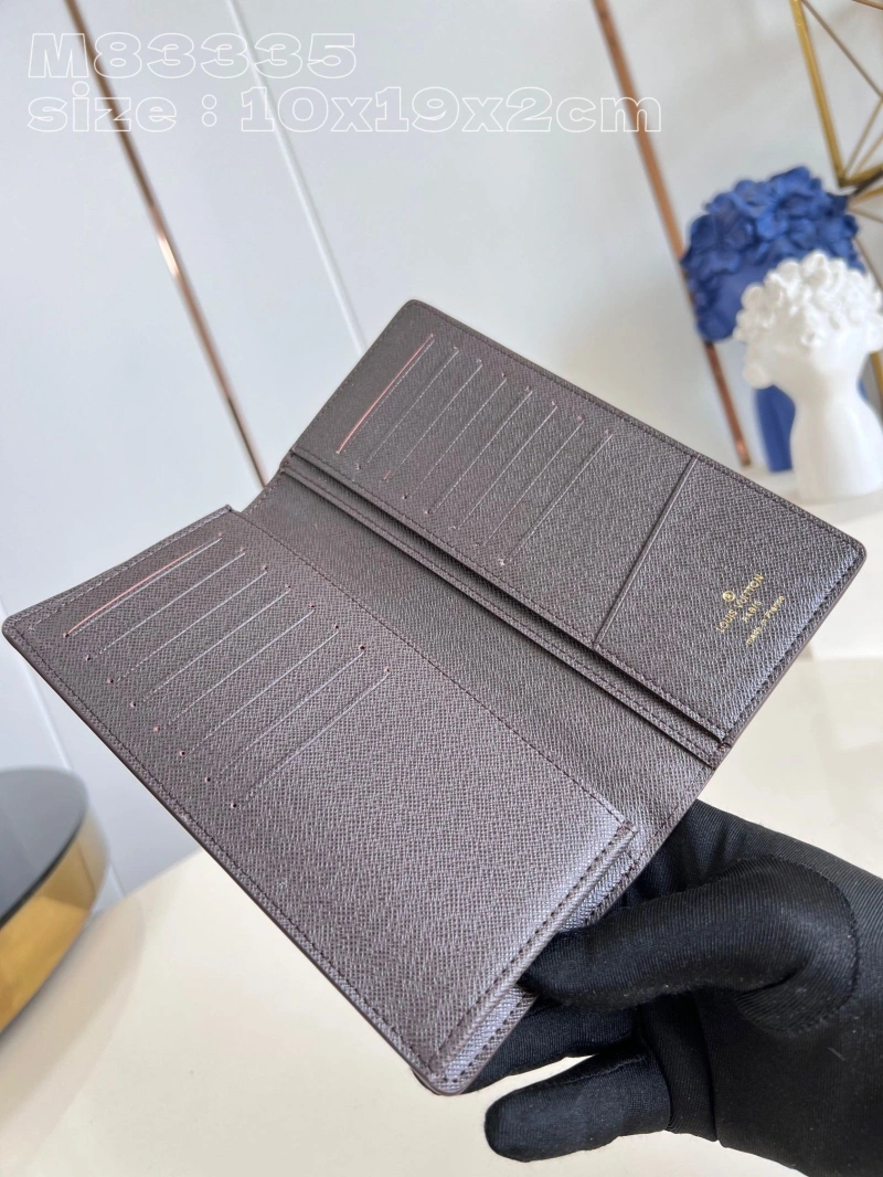 LV Wallets 4286F-0015