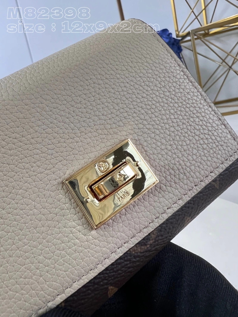 LV Wallets 4286F-0055