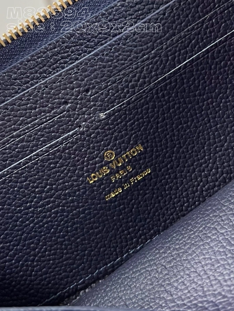 LV Wallets 4286F-0059