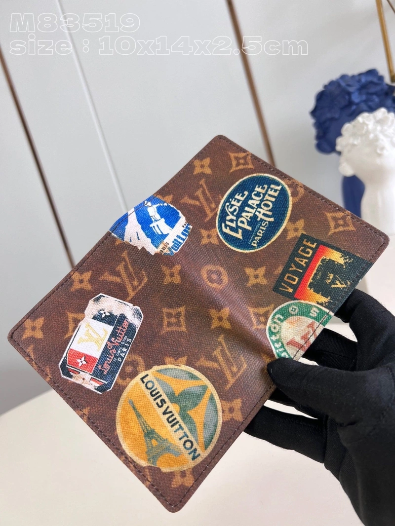 LV Wallets 4286F-0123