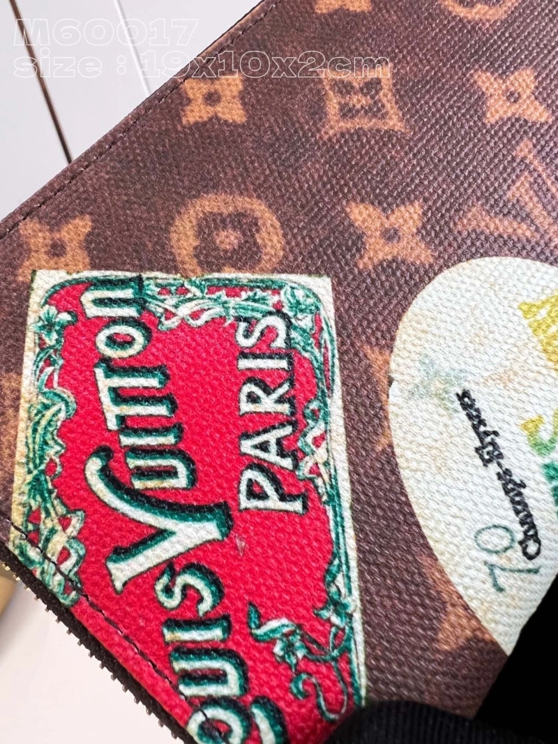 LV Wallets 4286F-0126