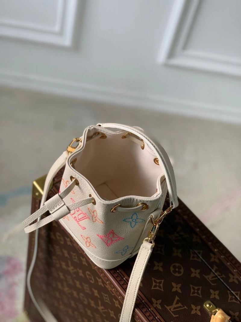LV Bucket Bags 4286G-0012