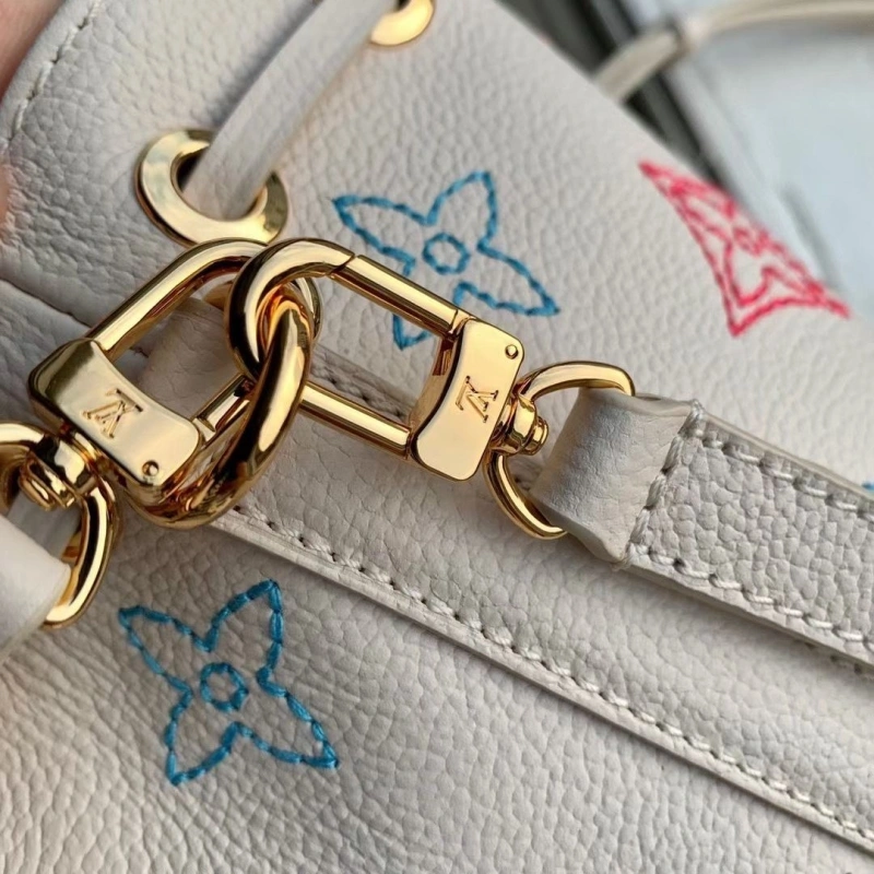 LV Bucket Bags 4286G-0012