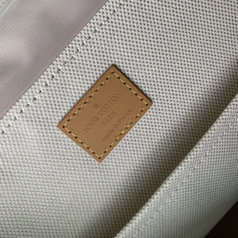 LV Backpacks 4286G-0051