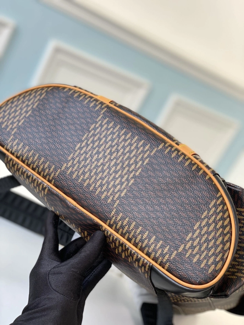 LV Backpacks 4286G-0114