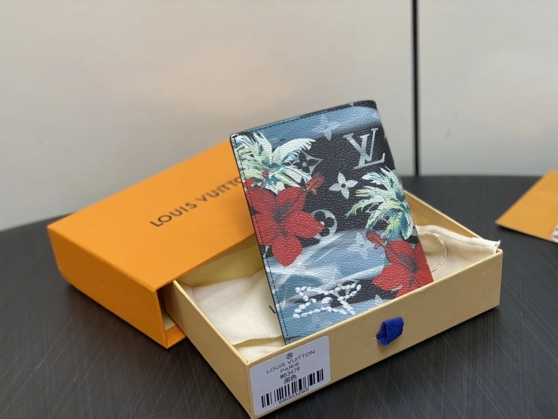 LV Wallets 4286G-0119