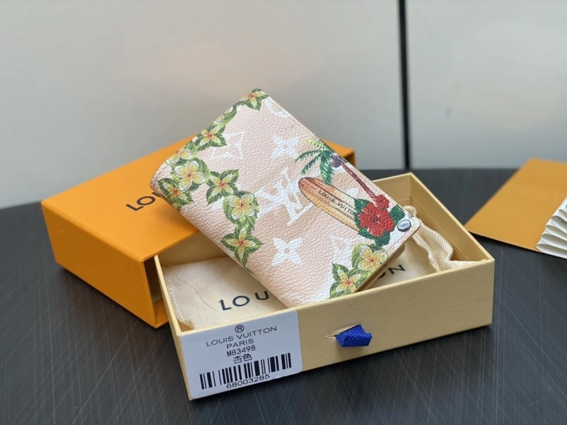 LV Wallets 4286G-0124