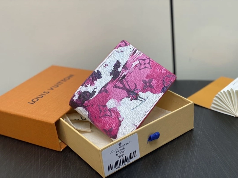 LV Wallets 4286G-0126