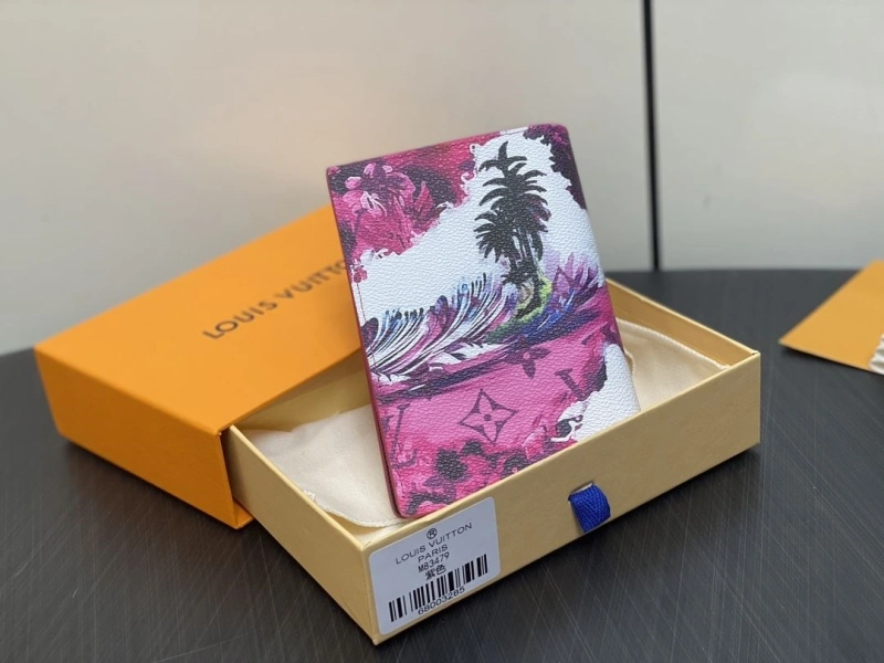 LV Wallets 4286G-0128