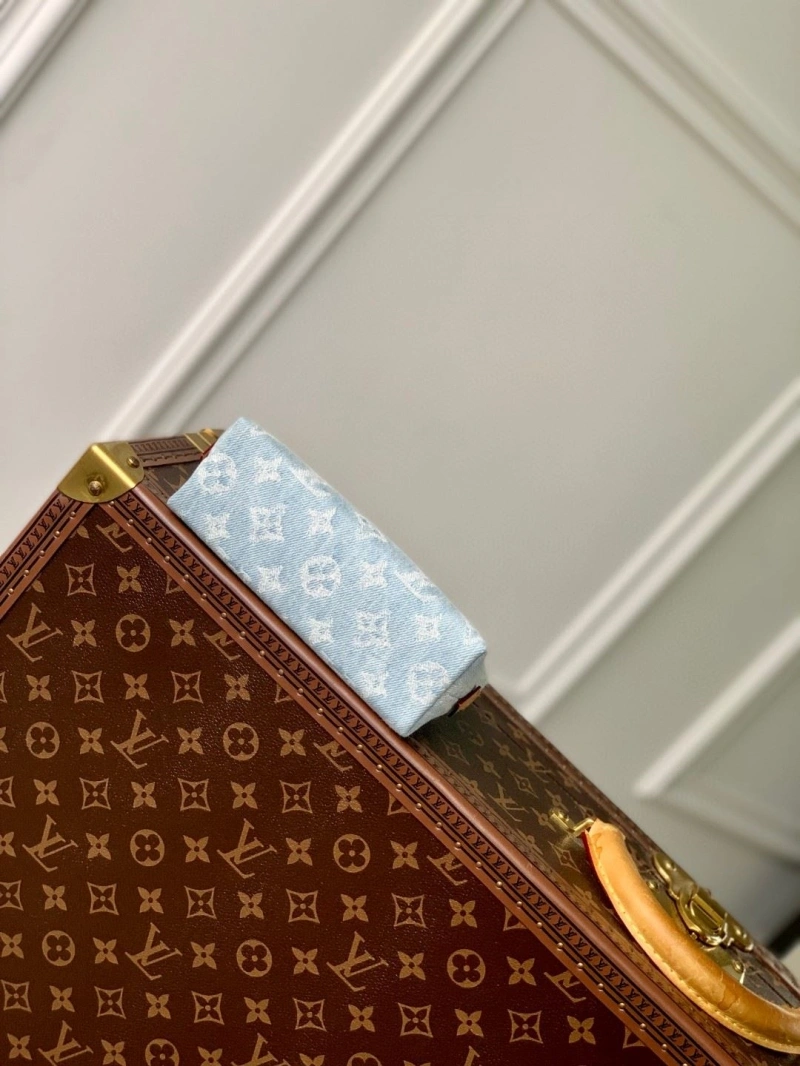 LV Clutch Bags 4286G-0135