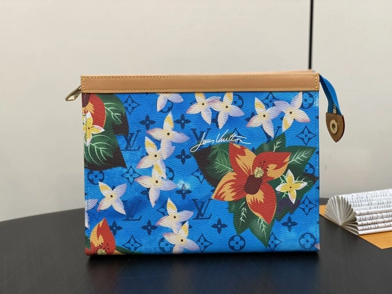 LV Clutch Bags 4286G-0158