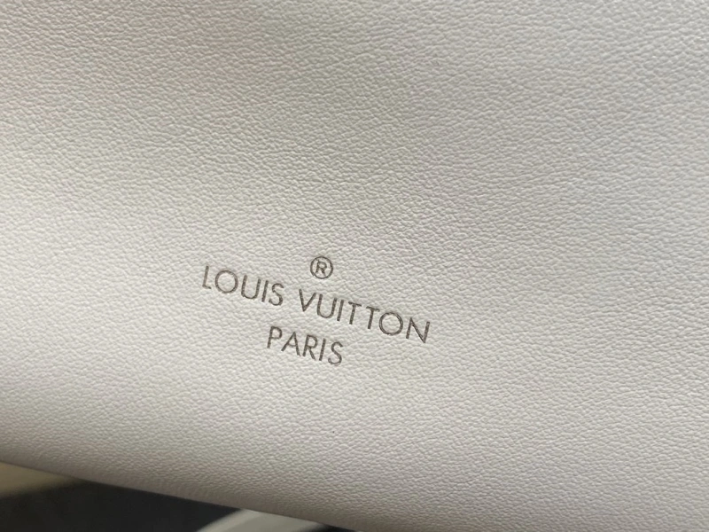 LV Box Bags 4286G-0165