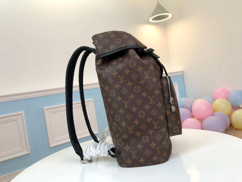 LV Backpacks 4286G-0190