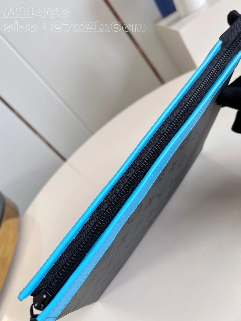 LV Clutch Bags 4286G-0192