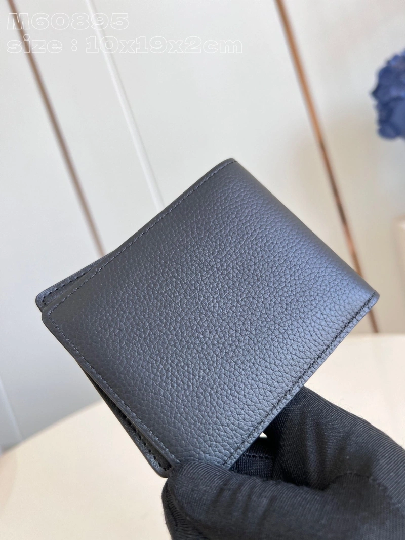 LV Wallets 4286G-0271