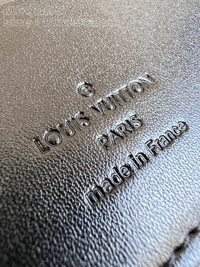 LV Wallets 4286G-0271