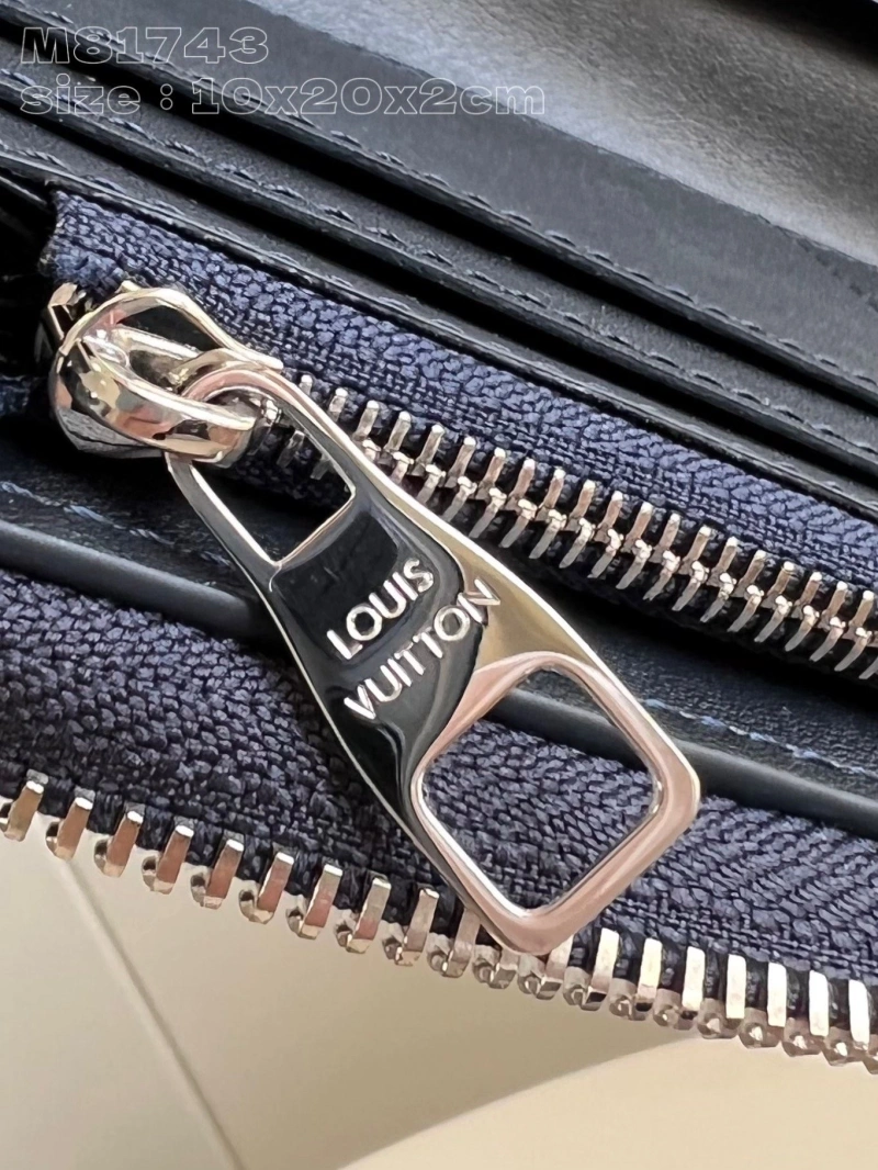 LV Wallets 4286G-0280