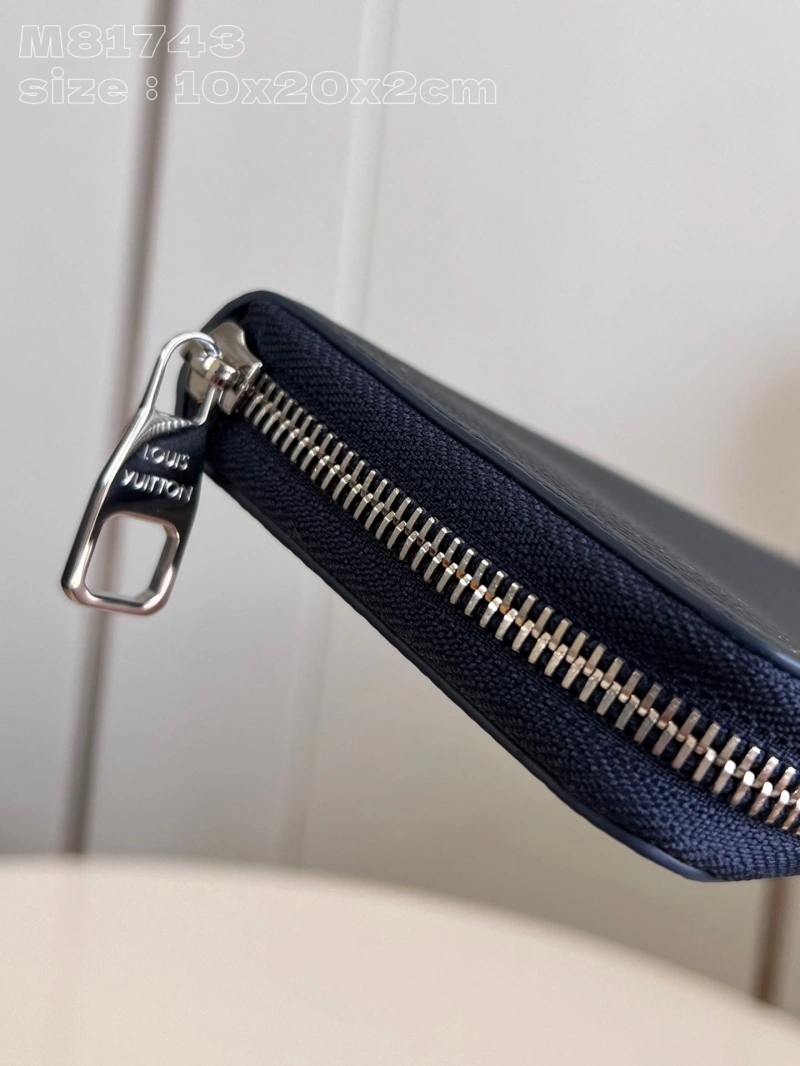 LV Wallets 4286G-0280