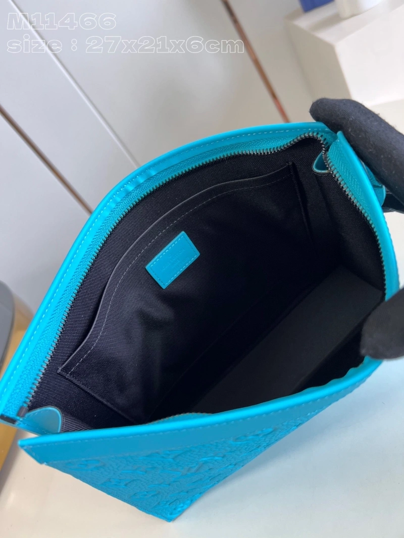 LV Clutch Bags 4286G-0283